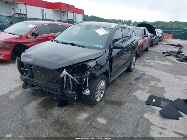 KM8J3CA46HU263995 2017 HYUNDAI TUCSON - Image 2