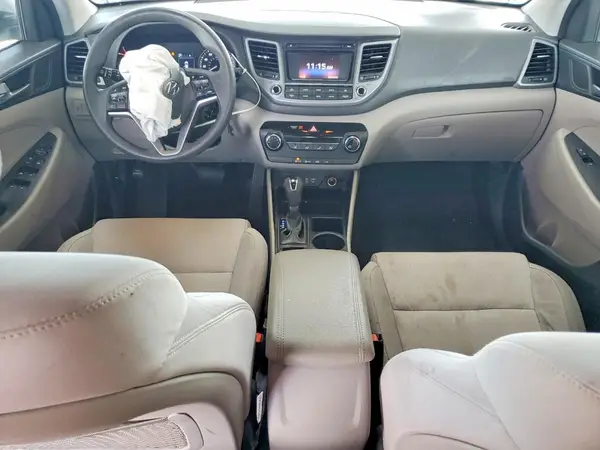 KM8J3CA46HU289674 2017 HYUNDAI TUCSON - Image 8
