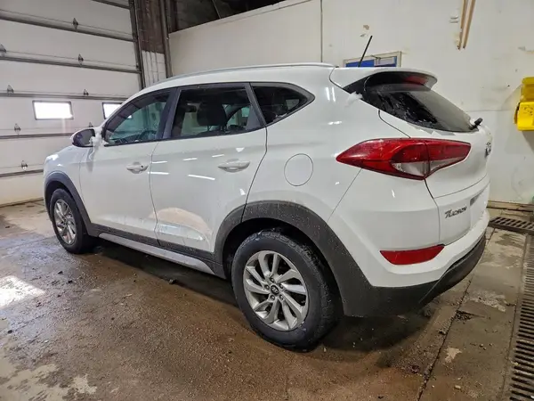 KM8J3CA46HU297452 2017 HYUNDAI TUCSON - Image 2