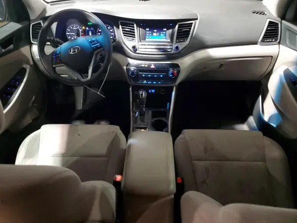 KM8J3CA46HU314735 2017 HYUNDAI TUCSON - Image 8
