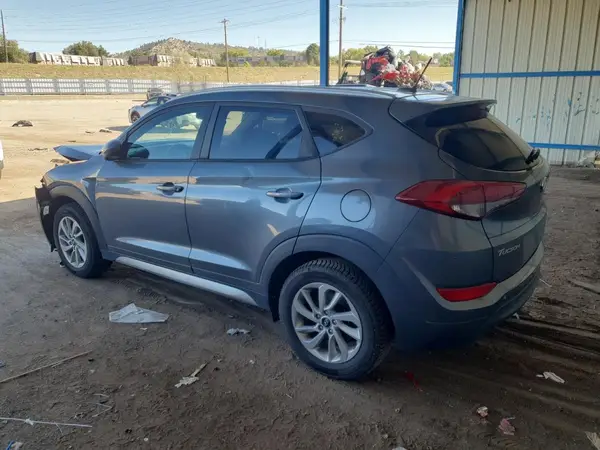 KM8J3CA46HU316467 2017 HYUNDAI TUCSON - Image 2