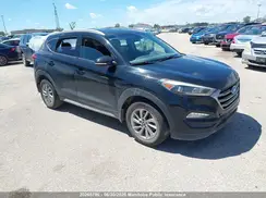 KM8J3CA46HU373574 2017 HYUNDAI TUCSON