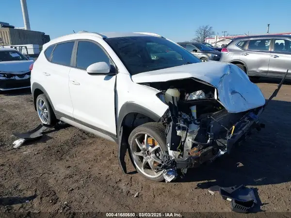KM8J3CA46HU376457 2017 HYUNDAI TUCSON - Image 1