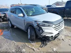 KM8J3CA46HU382260 2017 HYUNDAI TUCSON