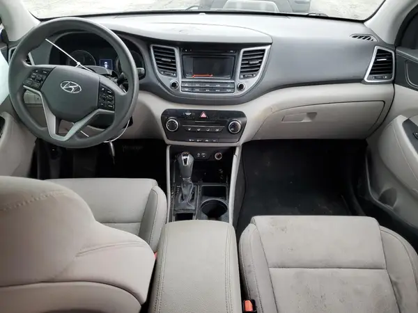 KM8J3CA46HU388379 2017 HYUNDAI TUCSON - Image 8