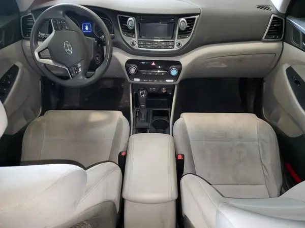 KM8J3CA46HU392223 2017 HYUNDAI TUCSON - Image 8