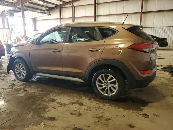 KM8J3CA46HU410039 2017 HYUNDAI TUCSON - Image 2