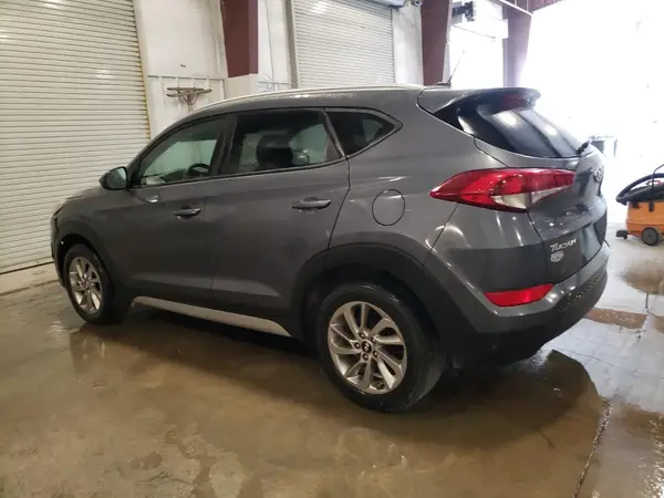 KM8J3CA46HU418061 2017 HYUNDAI TUCSON - Image 2