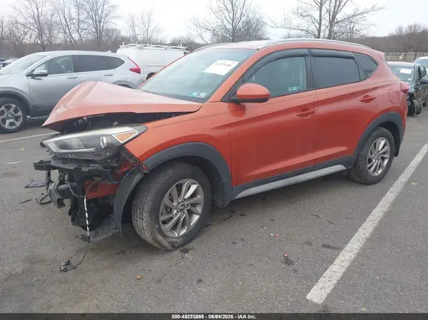 KM8J3CA46HU422112 2017 HYUNDAI TUCSON - Image 2