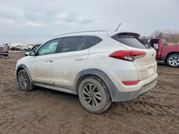 KM8J3CA46HU430906 2017 HYUNDAI TUCSON - Image 2