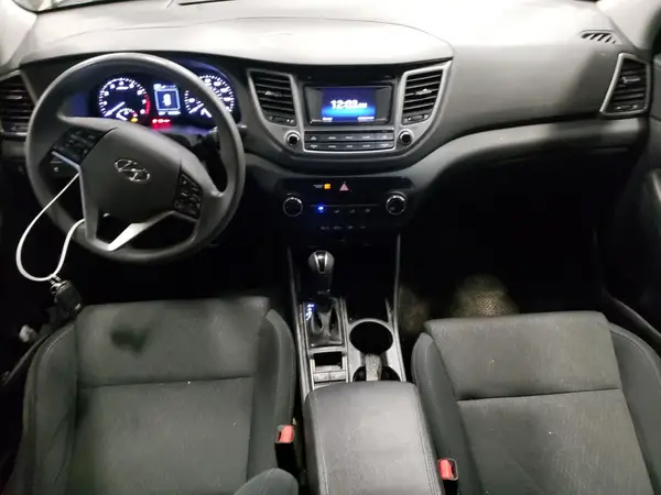 KM8J3CA46HU431070 2017 HYUNDAI TUCSON - Image 8