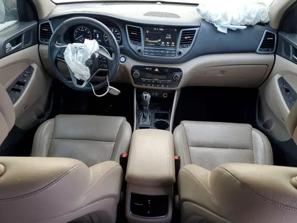 KM8J3CA46HU432588 2017 HYUNDAI TUCSON - Image 8