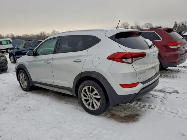 KM8J3CA46HU437791 2017 HYUNDAI TUCSON - Image 2