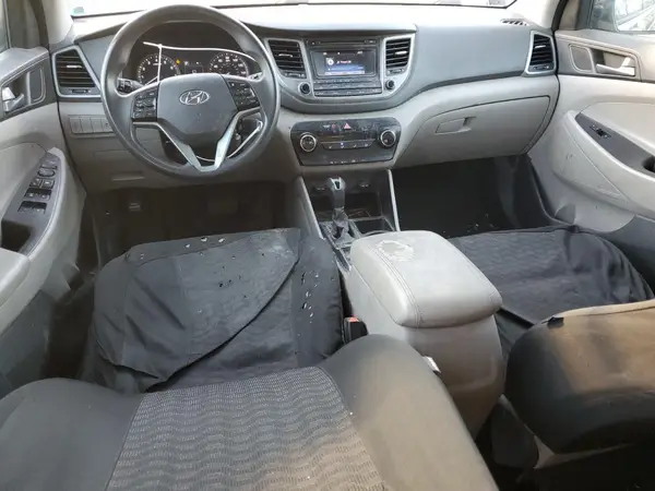 KM8J3CA46HU439993 2017 HYUNDAI TUCSON - Image 8