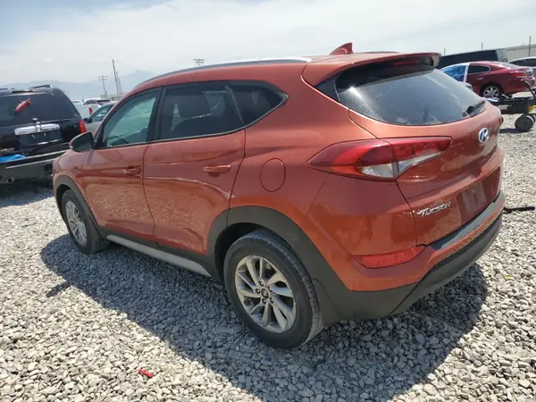 KM8J3CA46HU443039 2017 HYUNDAI TUCSON - Image 2