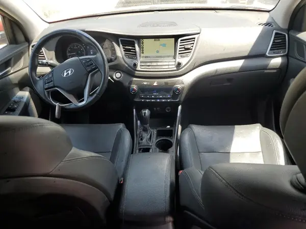 KM8J3CA46HU443039 2017 HYUNDAI TUCSON - Image 8
