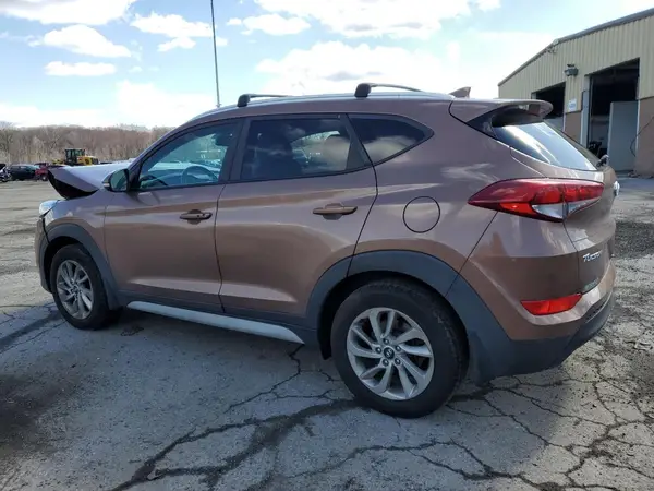 KM8J3CA46HU445860 2017 HYUNDAI TUCSON - Image 2