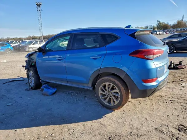KM8J3CA46HU456678 2017 HYUNDAI TUCSON - Image 2