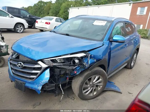 KM8J3CA46HU474663 2017 HYUNDAI TUCSON - Image 2