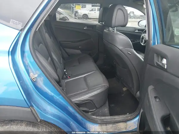 KM8J3CA46HU481709 2017 HYUNDAI TUCSON - Image 8