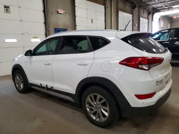 KM8J3CA46HU483783 2017 HYUNDAI TUCSON - Image 2