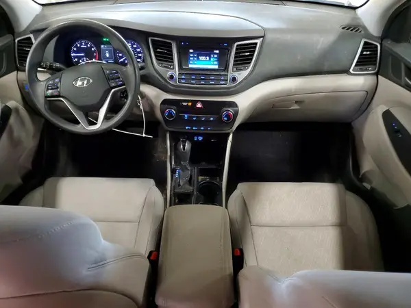 KM8J3CA46HU483783 2017 HYUNDAI TUCSON - Image 8