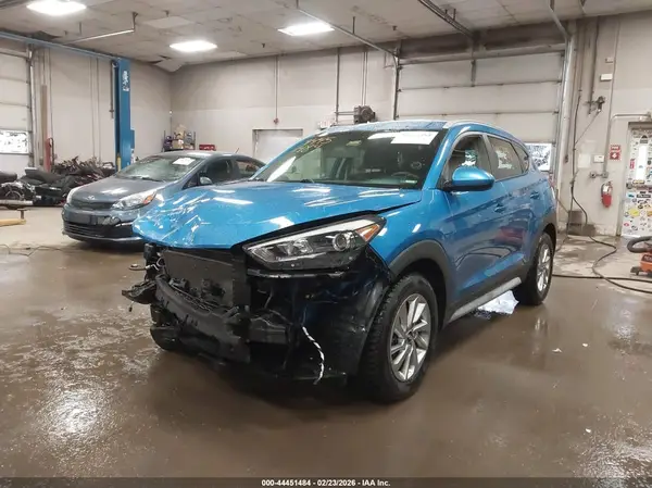 KM8J3CA46HU485162 2017 HYUNDAI TUCSON - Image 2