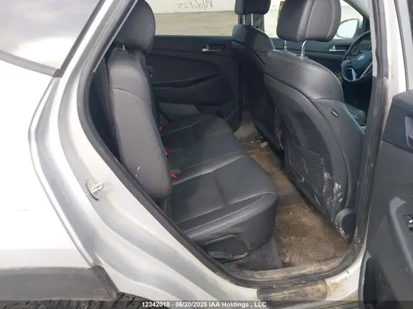 KM8J3CA46HU508147 2017 HYUNDAI TUCSON - Image 8