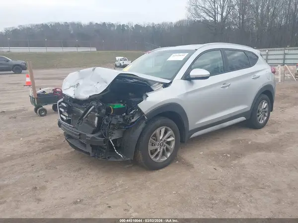 KM8J3CA46HU508519 2017 HYUNDAI TUCSON - Image 2