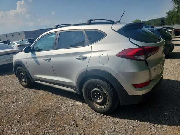 KM8J3CA46HU516393 2017 HYUNDAI TUCSON - Image 2