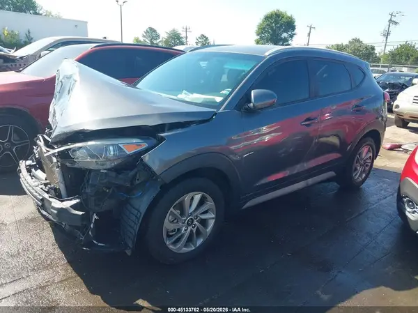 KM8J3CA46HU519794 2017 HYUNDAI TUCSON - Image 2