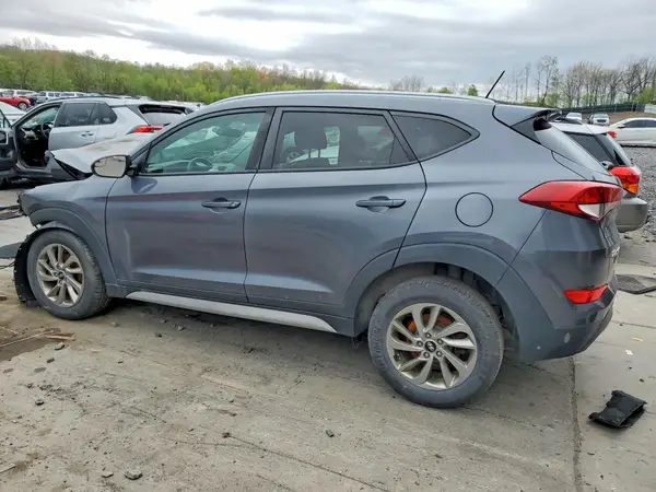 KM8J3CA46HU533839 2017 HYUNDAI TUCSON - Image 2