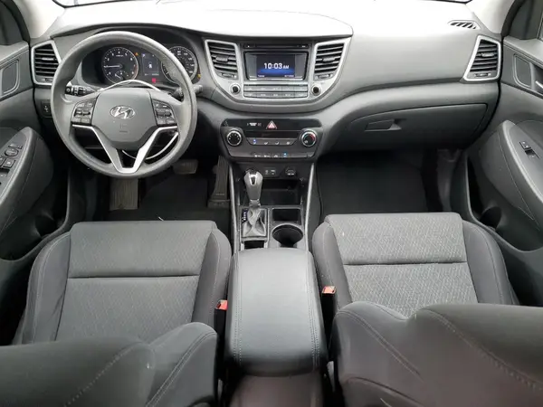 KM8J3CA46HU546915 2017 HYUNDAI TUCSON - Image 8