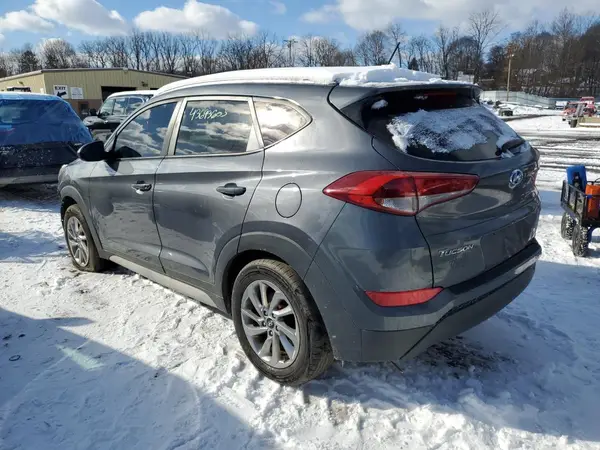 KM8J3CA46HU564458 2017 HYUNDAI TUCSON - Image 2