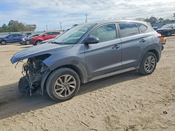 KM8J3CA46JU604317 2018 HYUNDAI TUCSON - Image 1