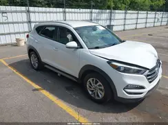 KM8J3CA46JU608013 2018 HYUNDAI TUCSON