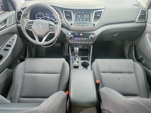 KM8J3CA46JU611672 2018 HYUNDAI TUCSON - Image 8