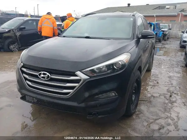 KM8J3CA46JU612014 2018 HYUNDAI TUCSON - Image 2