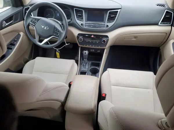 KM8J3CA46JU618475 2018 HYUNDAI TUCSON - Image 8
