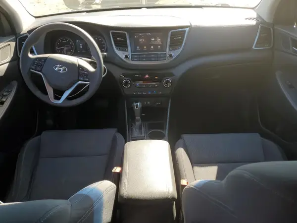 KM8J3CA46JU653436 2018 HYUNDAI TUCSON - Image 8