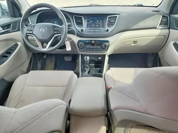 KM8J3CA46JU693676 2018 HYUNDAI TUCSON - Image 8