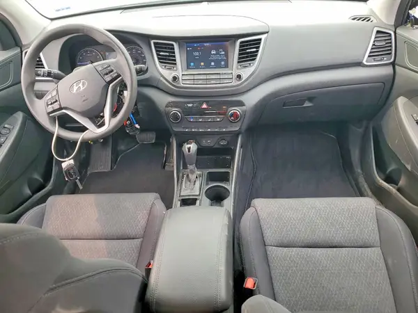 KM8J3CA46JU695508 2018 HYUNDAI TUCSON - Image 8