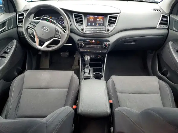 KM8J3CA46JU718964 2018 HYUNDAI TUCSON - Image 8