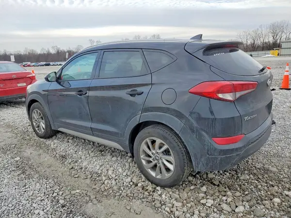KM8J3CA46JU721315 2018 HYUNDAI TUCSON - Image 2