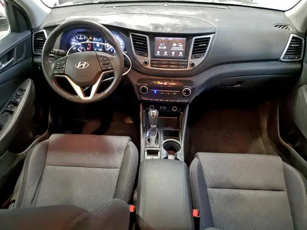 KM8J3CA46JU733089 2018 HYUNDAI TUCSON - Image 8