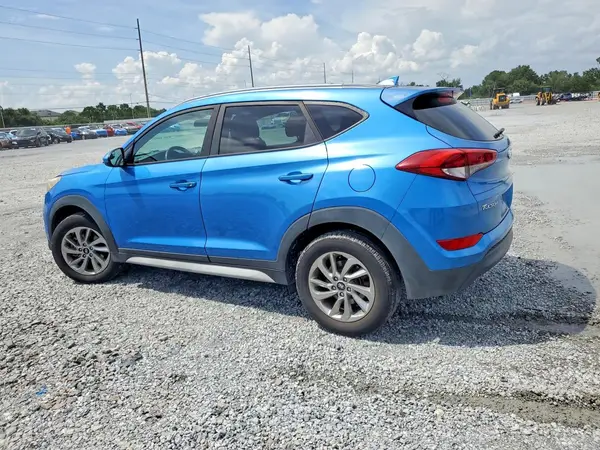 KM8J3CA46JU735683 2018 HYUNDAI TUCSON - Image 2