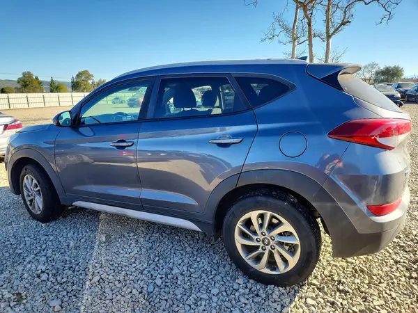 KM8J3CA46JU735845 2018 HYUNDAI TUCSON - Image 2
