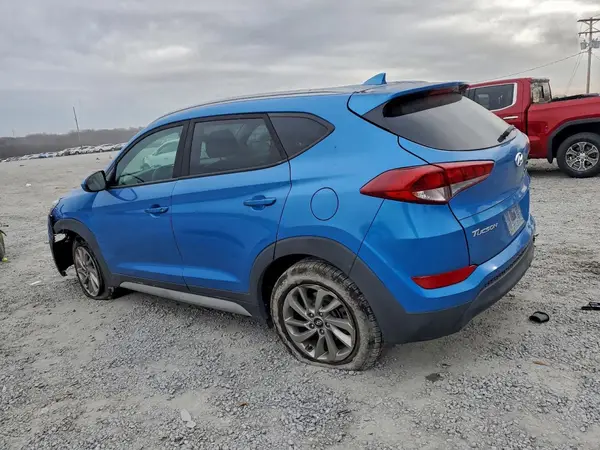 KM8J3CA46JU740205 2018 HYUNDAI TUCSON - Image 2