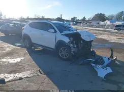 KM8J3CA46JU742939 2018 HYUNDAI TUCSON