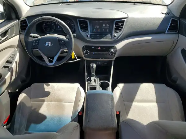 KM8J3CA46JU745209 2018 HYUNDAI TUCSON - Image 8